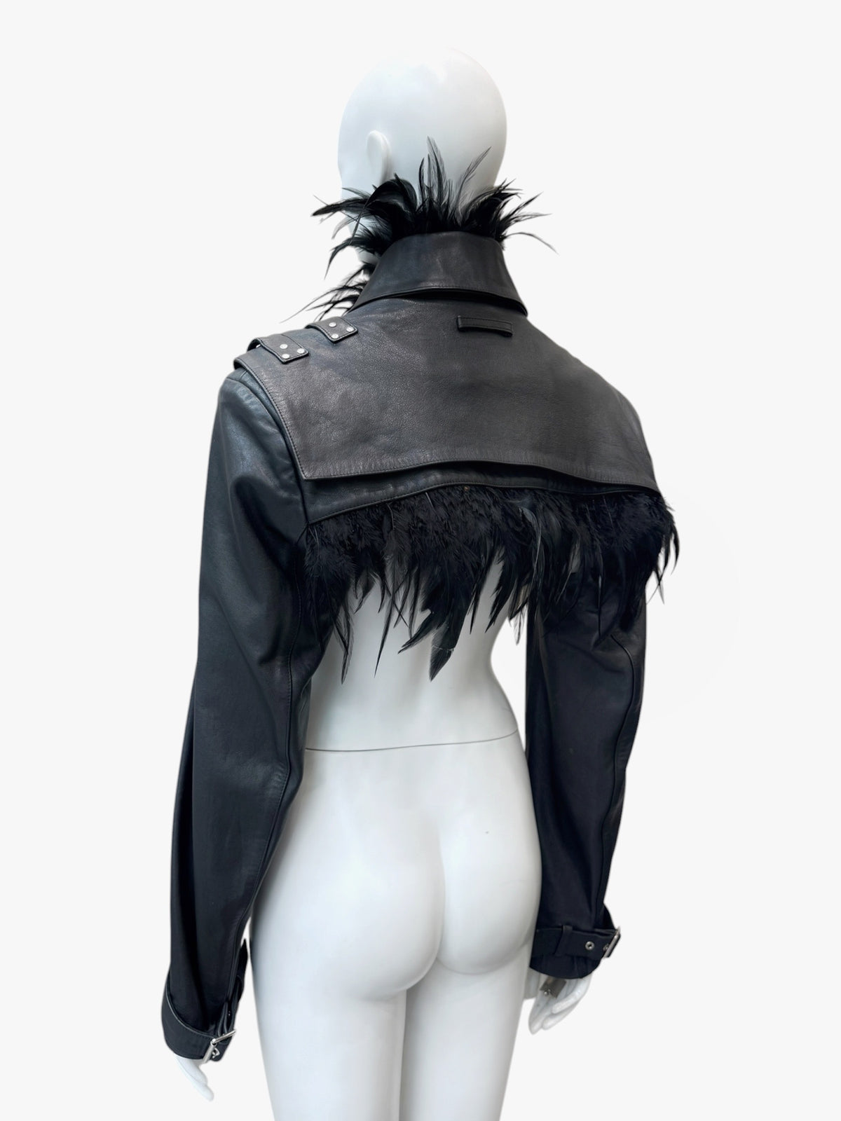 Jean-Paul Gaultier x Shayne Oliver - veste en cuir et plumes d’autruches