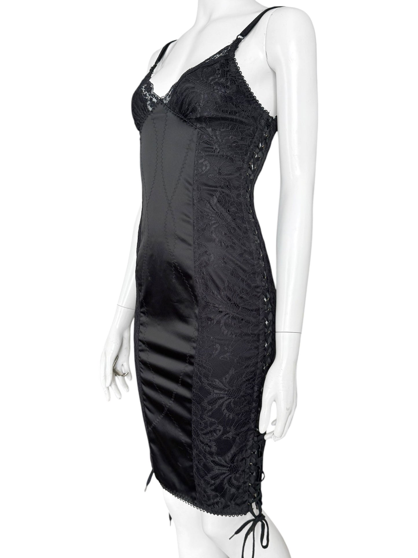 D&G early 2000s — robe corset en dentelle