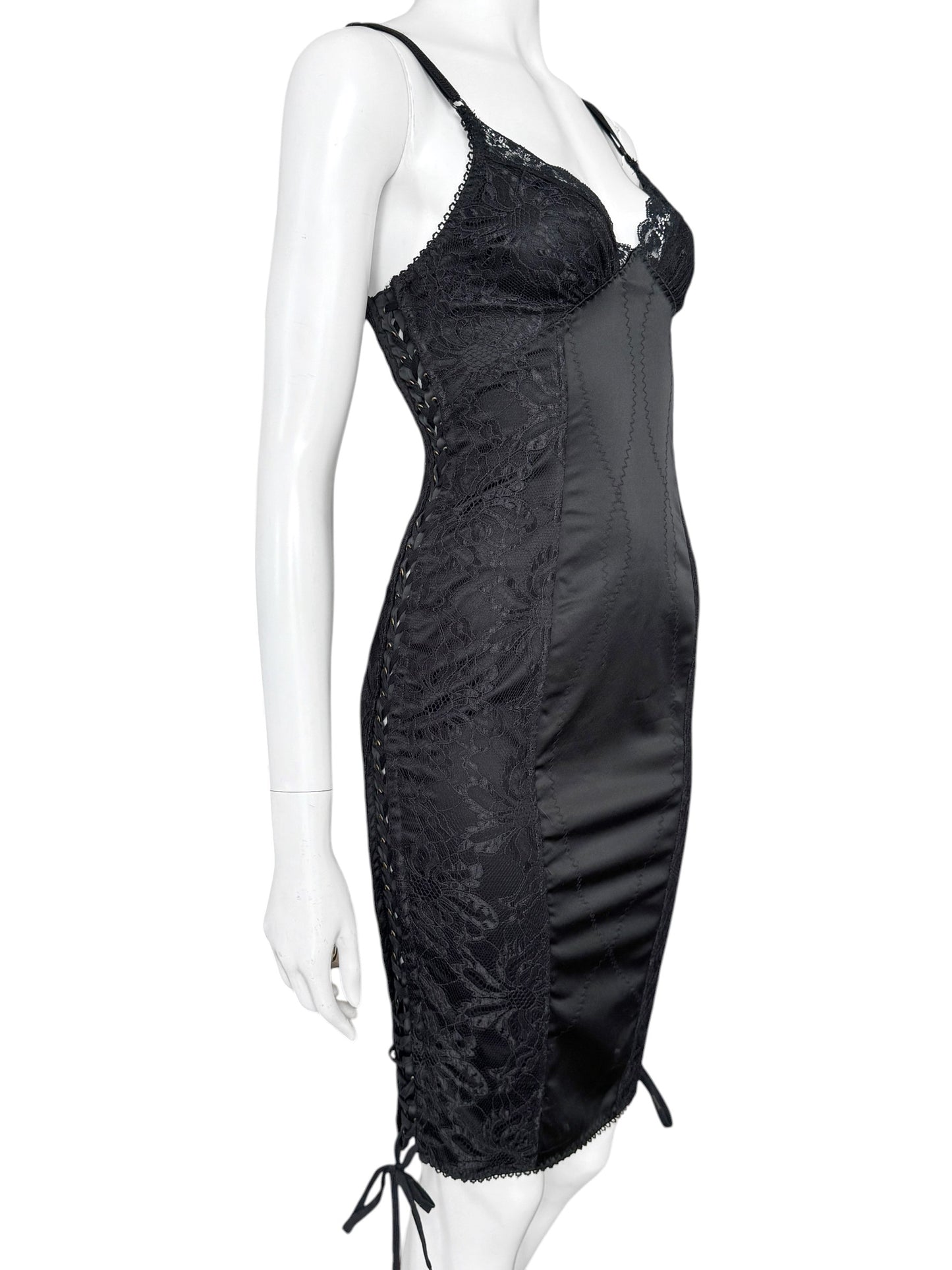 D&G early 2000s — robe corset en dentelle