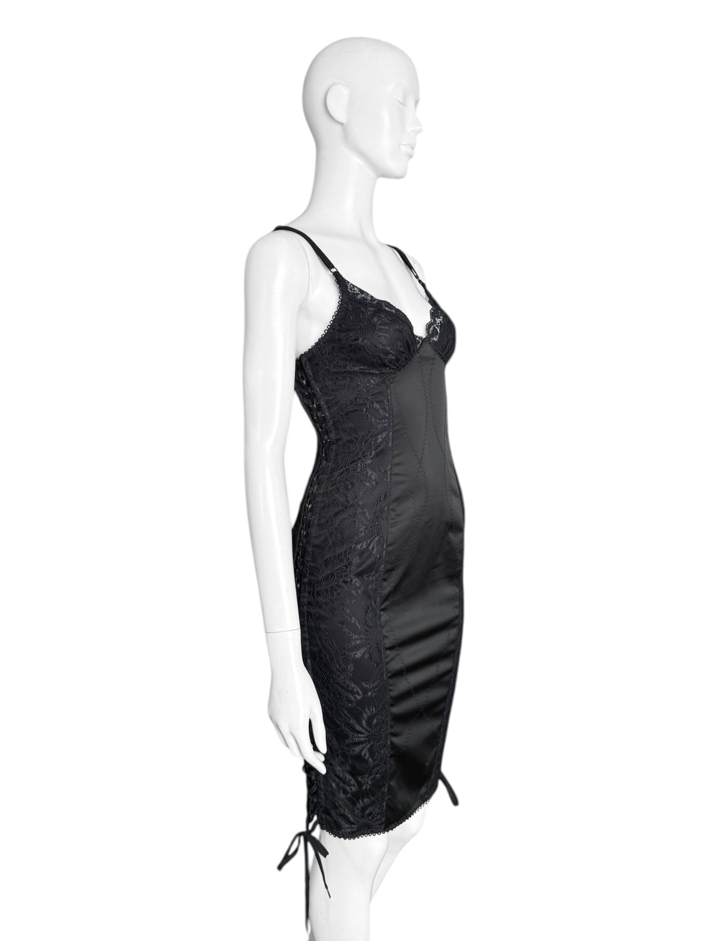 D&G early 2000s — robe corset en dentelle