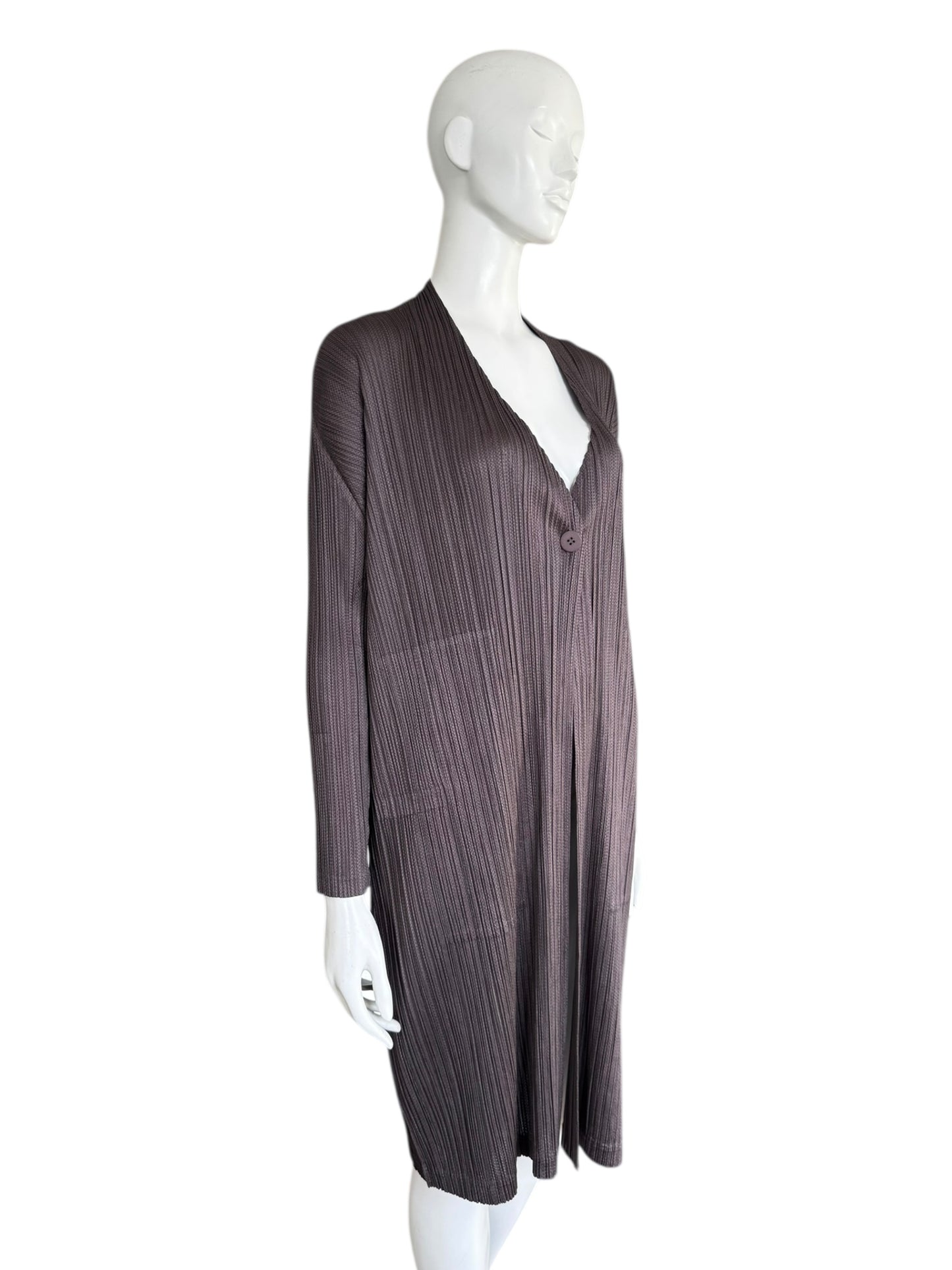 Pleats Please Issey Miyake — cardigan long