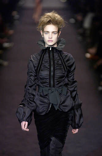 Veste en soie et velours Yves Saint Laurent by Tom Ford FW2002