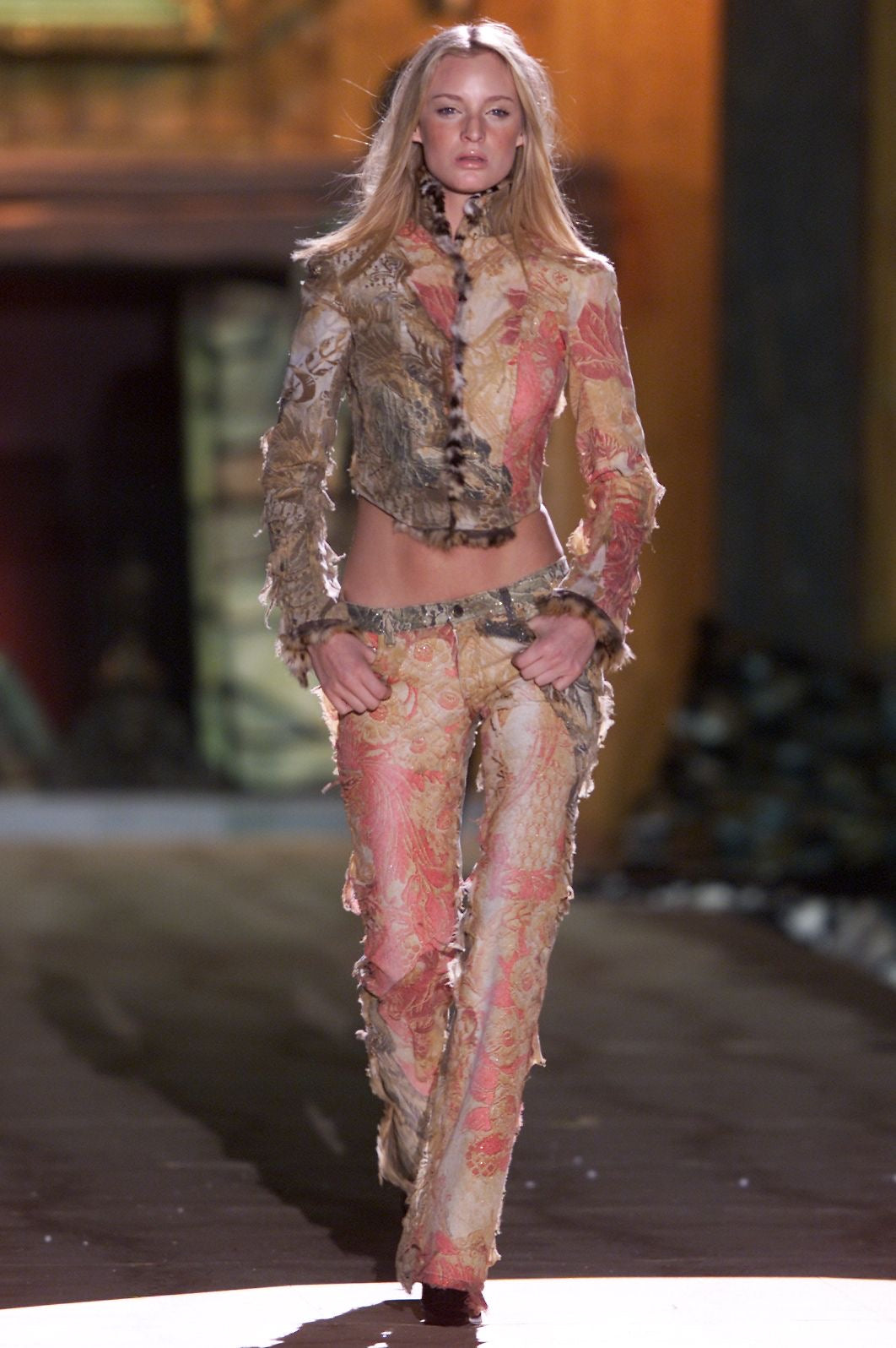 Ensemble Roberto Cavalli FW2001