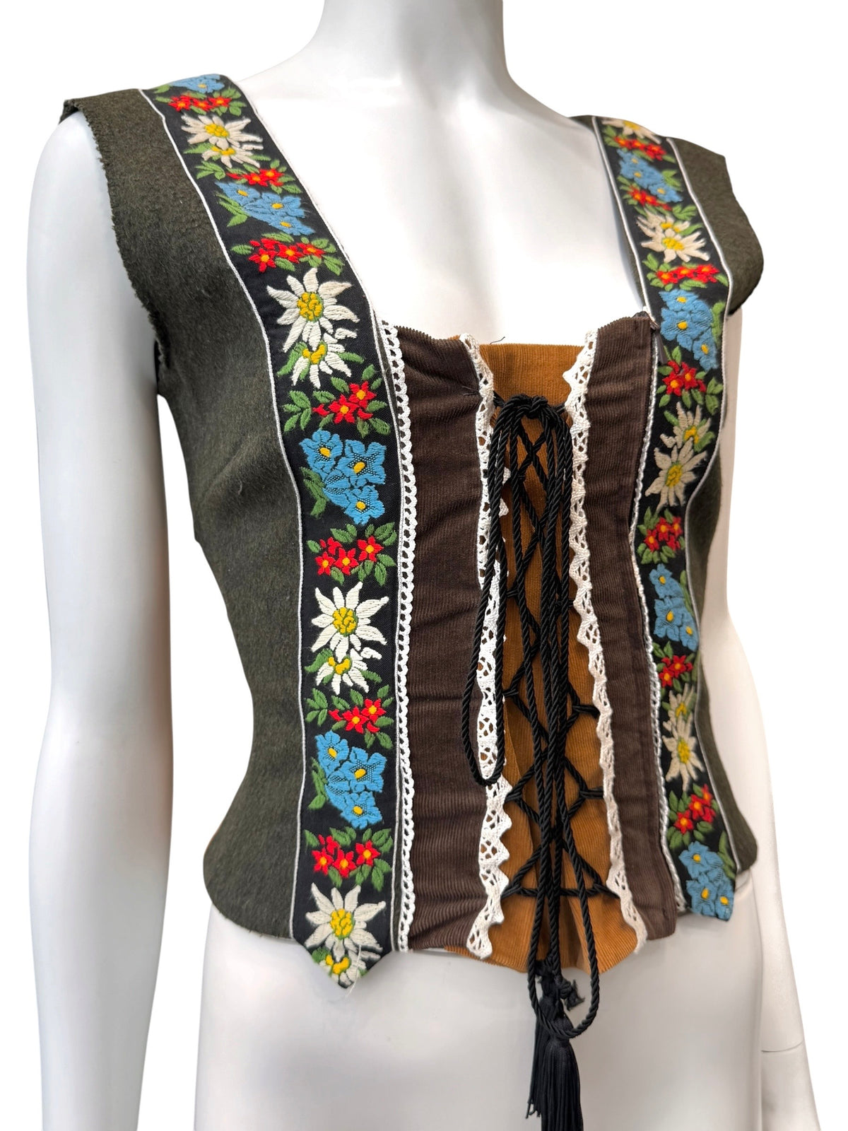 D&G FW2002 - corset brodé