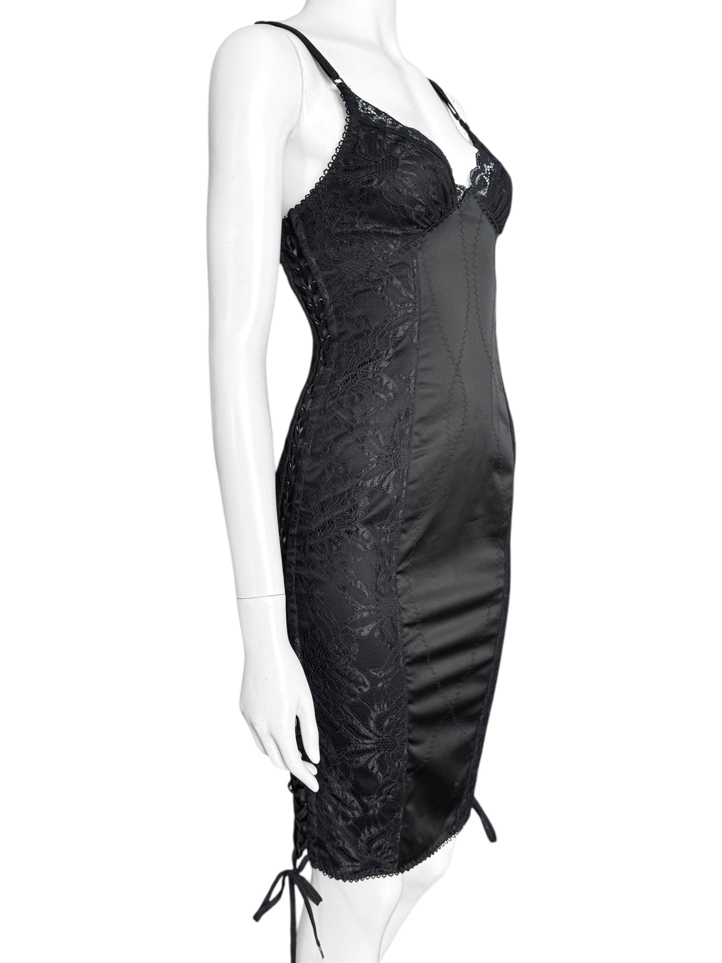 D&G early 2000s — robe corset en dentelle